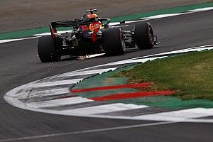 Ennyi G-erő hat Verstappenre a volán mögött Silverstone-ban (videó)