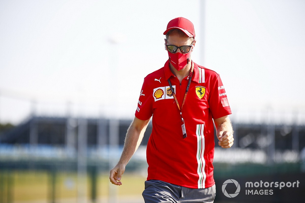 Ferrari: "Vettel'e destek vermek bizim görevimiz"