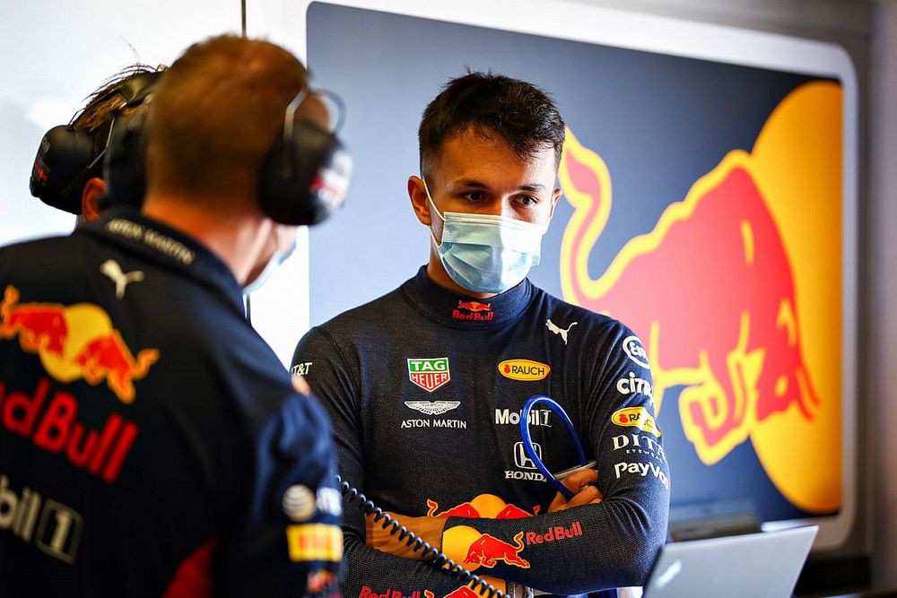 Albon : "Pas vraiment de différence" malgré les mesures sanitaires