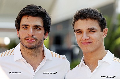 Brown: "Sainz, Ferrari ile yarışlar kazanacak"