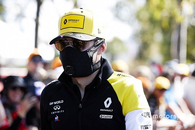 Esteban Ocon, Renault F1 Team, wears a safety mask