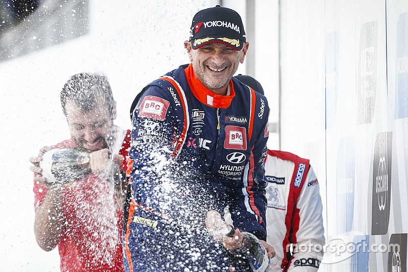 Tarquini a WTCR-címről álmodik, de tudja, Makaó lottó lesz