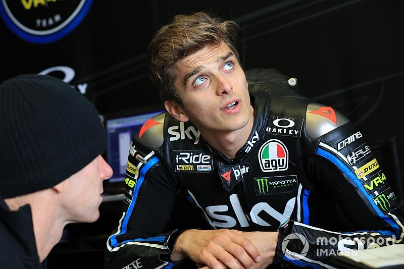Marini: "No voy a poner en riesgo mi carrera por correr un año con Rossi"