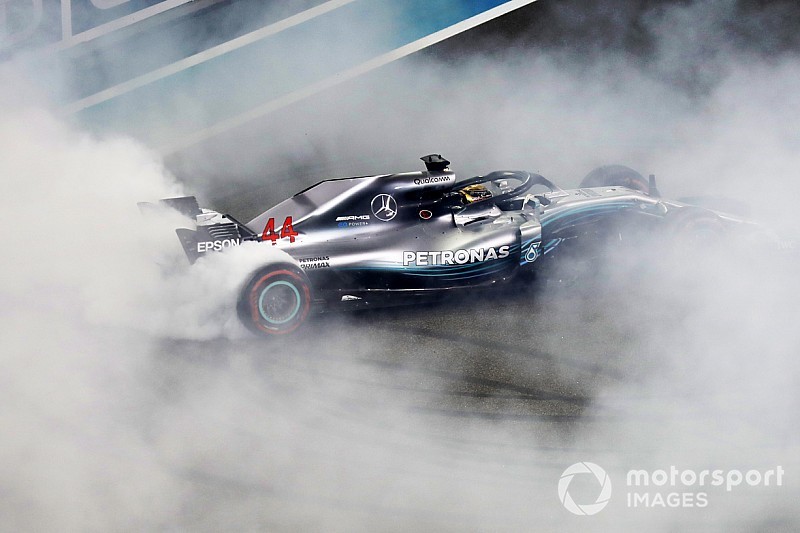 Formel 1 Abu Dhabi 2018: Hamilton beendet WM-Saison mit Sieg