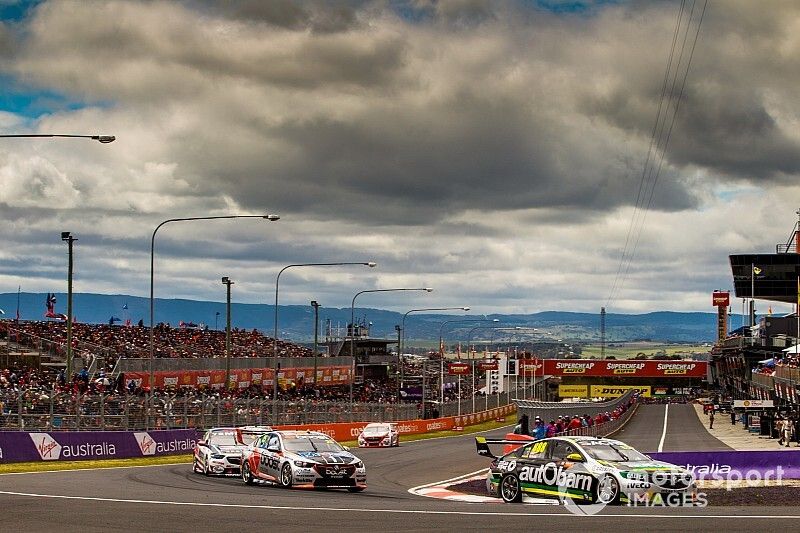Supercars makes late Bathurst practice tweak