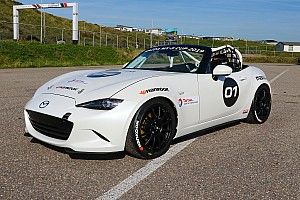 Mazda mikt met vernieuwde MX-5 op succes in nationale autosport