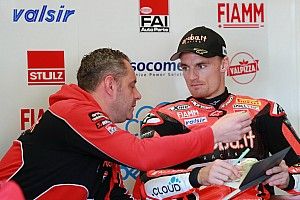 Ducati: Chaz Davies sottoposto a un intervento chirurgico alla clavicola