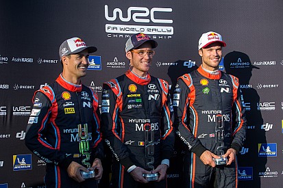 Hyundai, Neuville: "Nel 2019 mi aspetto di avere più aiuto dai miei compagni. Ogier ha vinto il titolo per quello..."