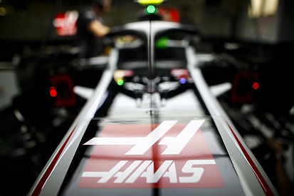 El coche de Haas en 2019... ¿con los colores de Lotus?