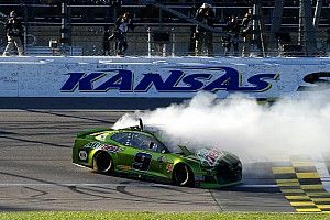 NASCAR: Chase Elliott gewinnt Kansas - "Round of 8" der Playoffs steht