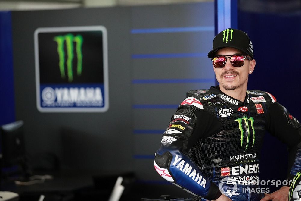 Viñales vuelve a subirse a una moto a dos meses de su caída