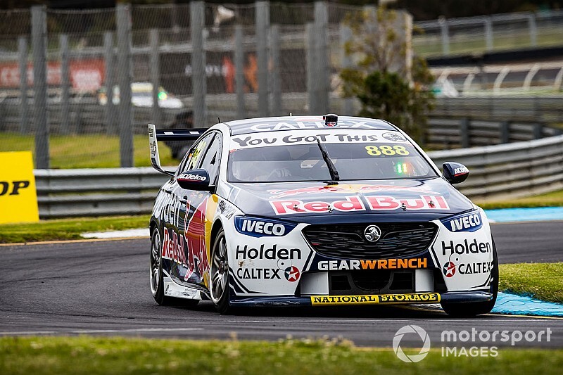 Sandown 500: Lowndes leads Brown in chaotic opener