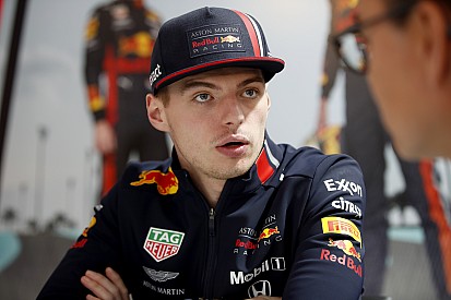 Ricciardónak csak egy problémája volt Verstappennel