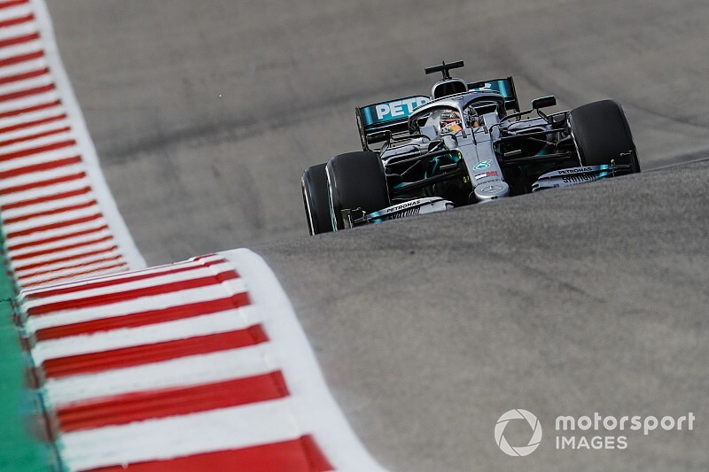 Hamilton prenota il sesto mondiale, Leclerc lo vuole fermare