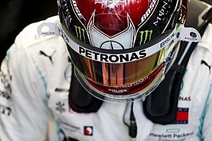 Hamilton-győzelemre számítanak a bukik a Brazil Nagydíjon