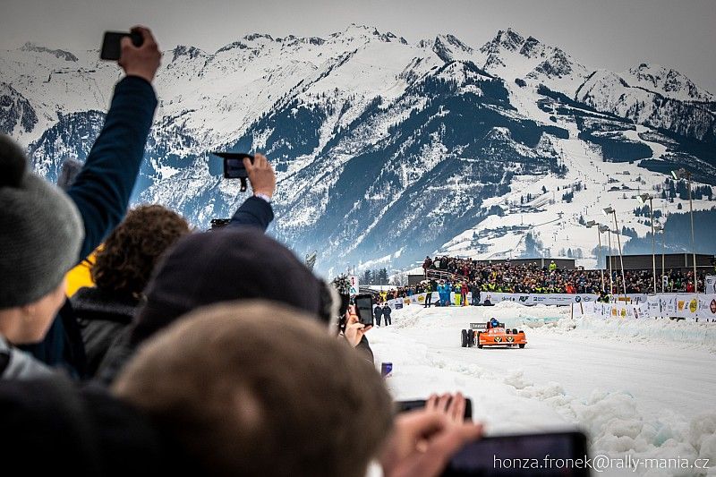 VIDEO: un F1 de 1974 sobre hielo