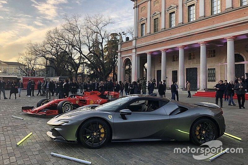Презентация Ferrari: фото с торжественного вечера
