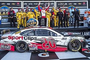 Erik Jones wins crash-filled Busch Clash with push from Hamlin