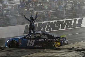 Truex Jr. dominiert Martinsville und löst NASCAR-Finalticket 2019