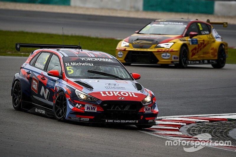Michelisz gana en Sepang y se acerca al título; Guerreri, 4º