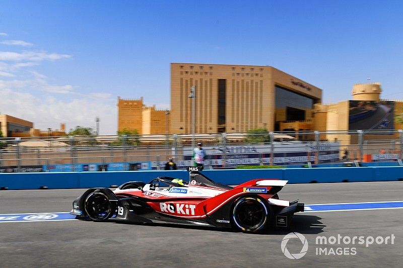 Felipe Massa, Venturi, EQ Silver Arrow 01 exits the garage