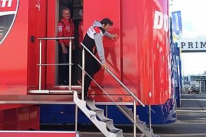 Zarco se reúne con la cúpula de Ducati en Valencia