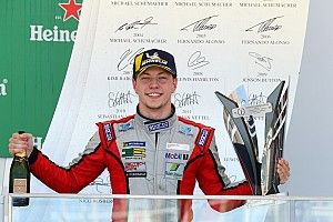 Porsche Cup: Enzo Elias em busca de vitória na última etapa do ano