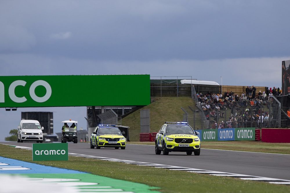 Police cars on the circuit