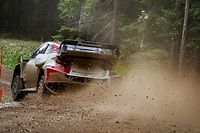 WRC | Rally Estonia, PS12: Lappi fora, Neuville sale quarto