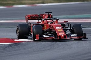 Ferrari voert tijdenlijst ook aan tijdens ochtendsessie tweede testdag
