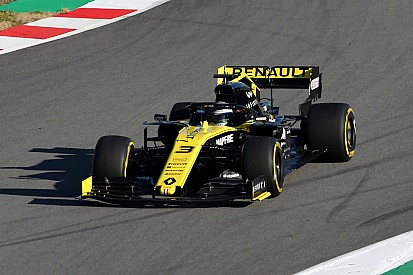 Ricciardo a fait ses débuts au volant de la Renault