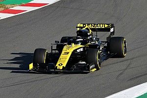 Ricciardo a fait ses débuts au volant de la Renault