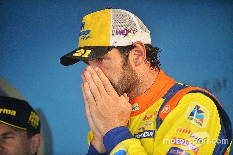 Após hiato, Camilo comemora pole de “significado especial”