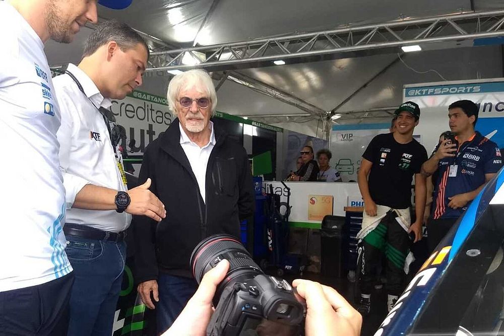 Ecclestone elogia brasileiros, exalta Stock Car e celebra encontro com Nelsinho após rever Nelsão em Brasília