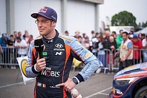 WRC | Neuville: "Hyundai in crisi. Servono persone che dirigano"