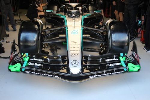Mercedes abandona el sospechoso aler&oacute;n de su F1 mientras busca el camino