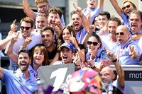 M&aacute;rquez se emocion&oacute; al recordar "a los que me han apoyado en este largo camino"