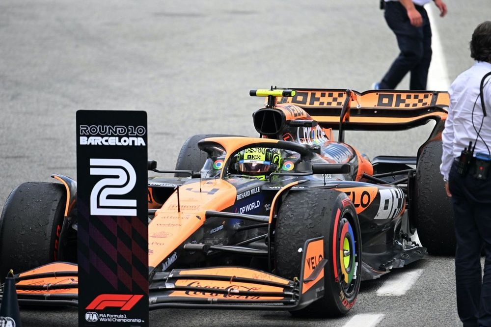 Lando Norris, McLaren MCL38, 2nd position, arrives in Parc Ferme