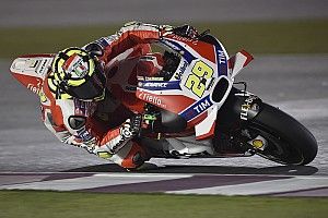 Qatar MotoGP: Iannone keeps Ducati on top in third practice