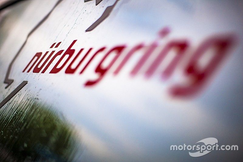 La policía saca a un Youtuber del "Infierno verde" del Nürburgring