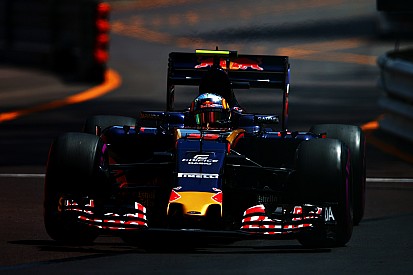 Sainz warns Toro Rosso practice showing "counts for little"