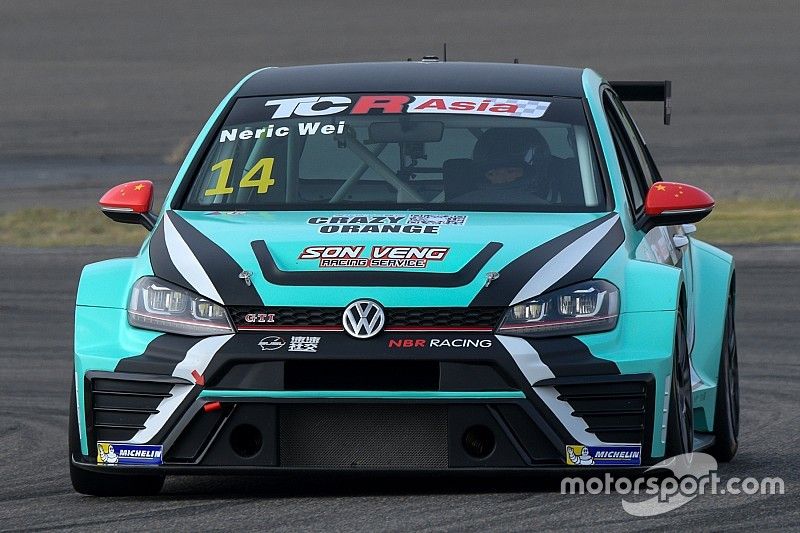 Viper Niza Racing e Son Veng Racing Team in griglia a Singapore