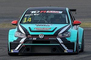 Viper Niza Racing e Son Veng Racing Team in griglia a Singapore