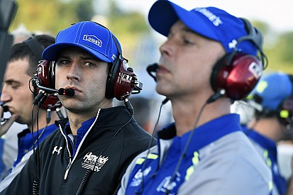 Jimmie Johnson gets new chief at Hendrick Motorsports