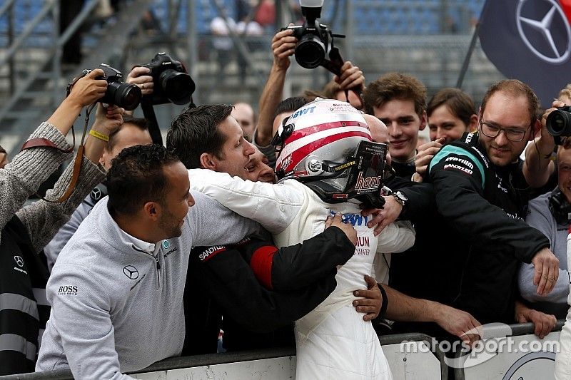 Le vainqueur Lucas Auer, Mercedes-AMG Team HWA, Mercedes-AMG C63 DTM