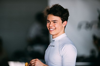 Nyck de Vries neemt deel aan rookietest Formule E