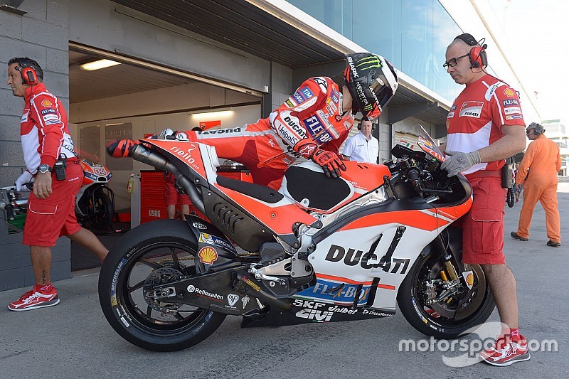 【MotoGP】ロレンソ「タイヤに"危険"を察知し、走行を中断した」