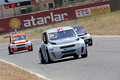 V1 Challenge 3. Ayak İzmir Ülkü Park'ta