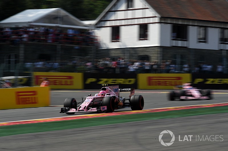 Ocon critica Pérez por manobra: “Tentou me matar duas vezes”