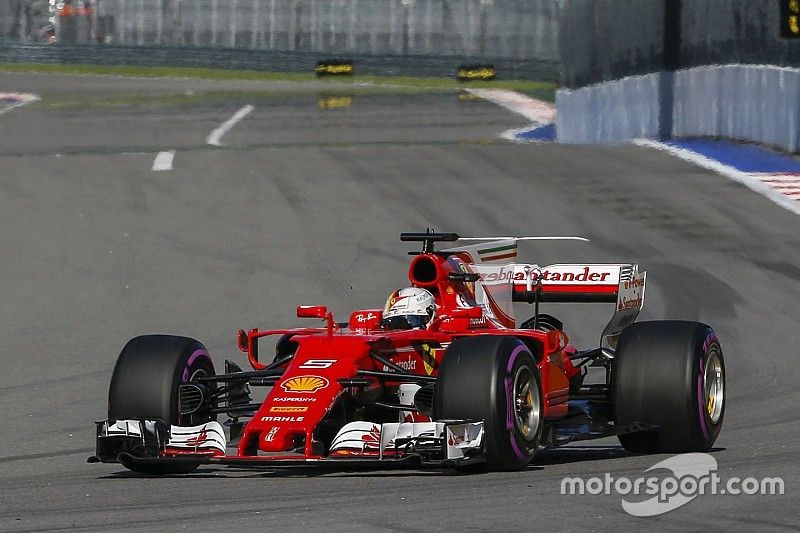 Феттель заявил, что Ferrari проиграла гонку на старте
